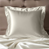 Taie d'oreiller en soie avec volant 22 mommes Ivoire / 65x65 cm déclassé - MS366